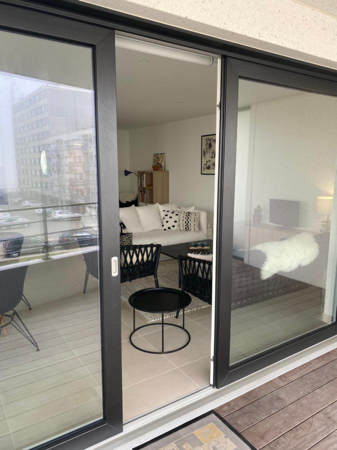 Lichtrijk 2-Slaapkamerappartement Met Zeezicht En Gratis Parking Oostende Ngoại thất bức ảnh