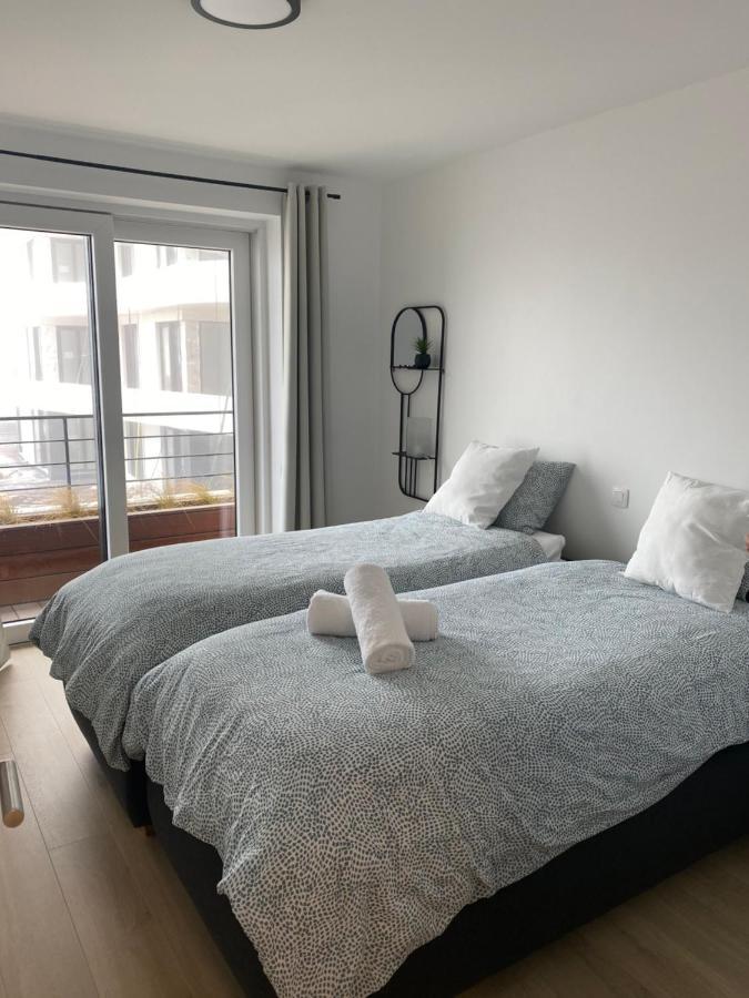 Lichtrijk 2-Slaapkamerappartement Met Zeezicht En Gratis Parking Oostende Ngoại thất bức ảnh