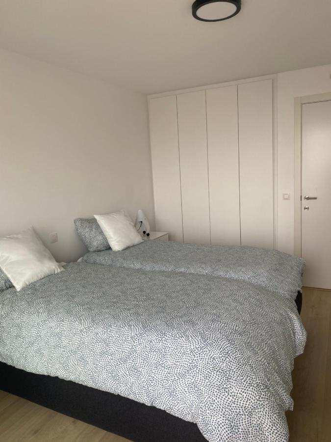 Lichtrijk 2-Slaapkamerappartement Met Zeezicht En Gratis Parking Oostende Ngoại thất bức ảnh