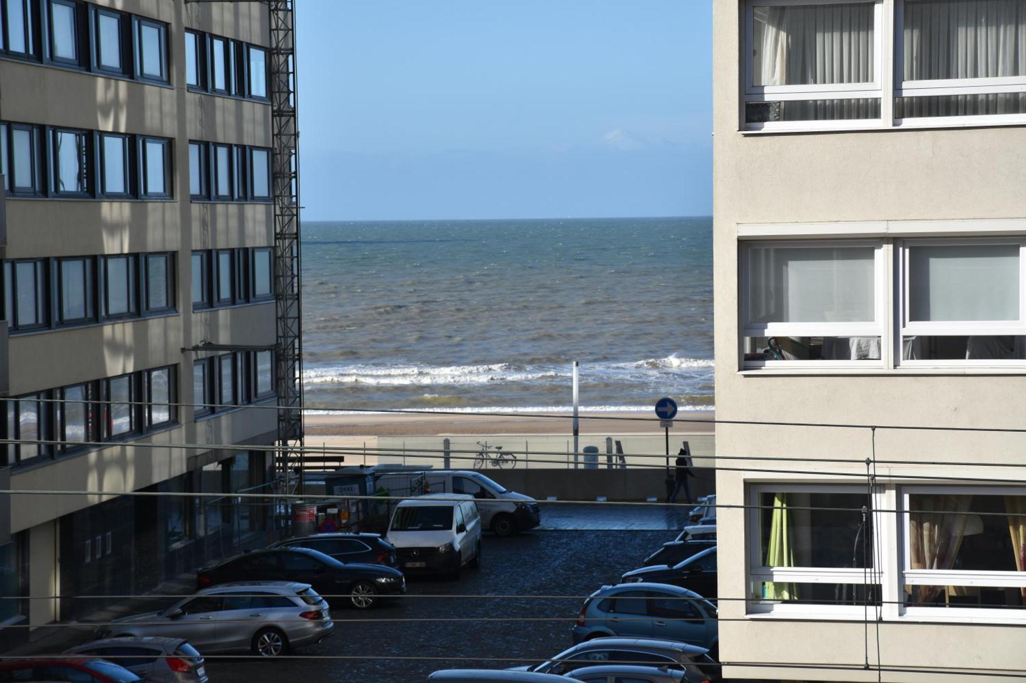 Lichtrijk 2-Slaapkamerappartement Met Zeezicht En Gratis Parking Oostende Ngoại thất bức ảnh